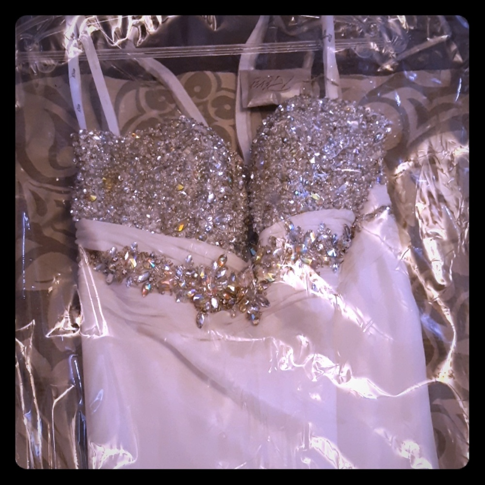 Beach Wedding/Prom Dress